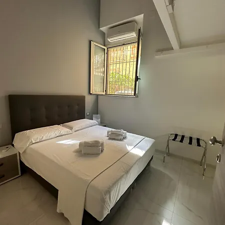 Ciccio_bed ベッド・アンド・ブレックファスト アグローポリ